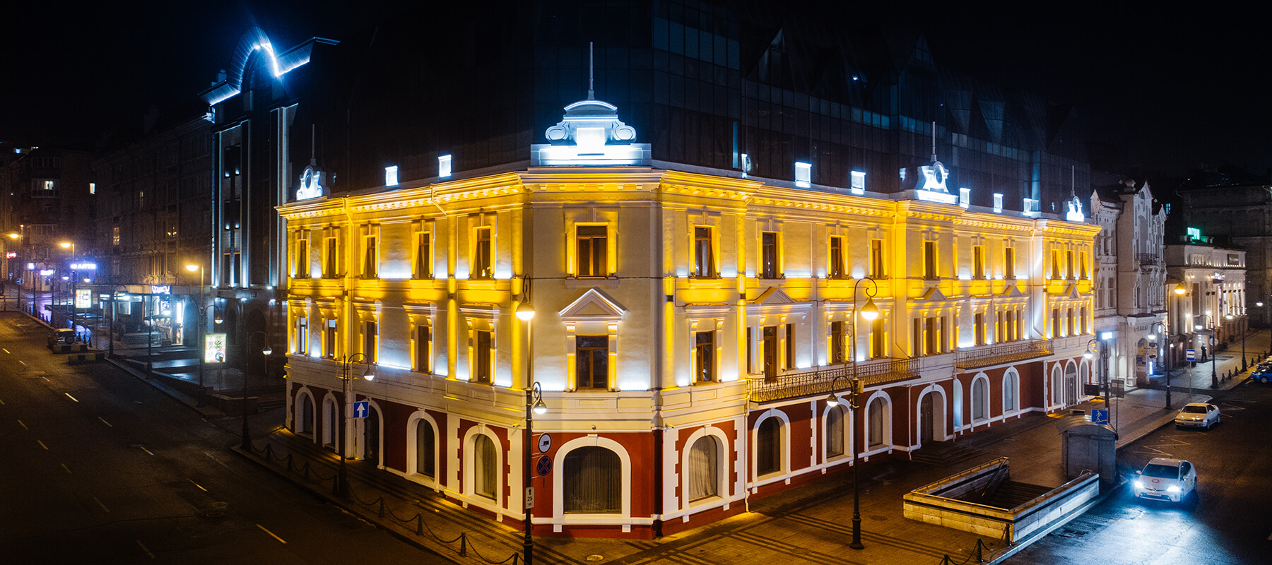 АРХИТЕКТУРНОЕ ОСВЕЩЕНИЕ ТОРГОВОГО ЦЕНТРА ЦЕНТРАЛЬНЫЙ